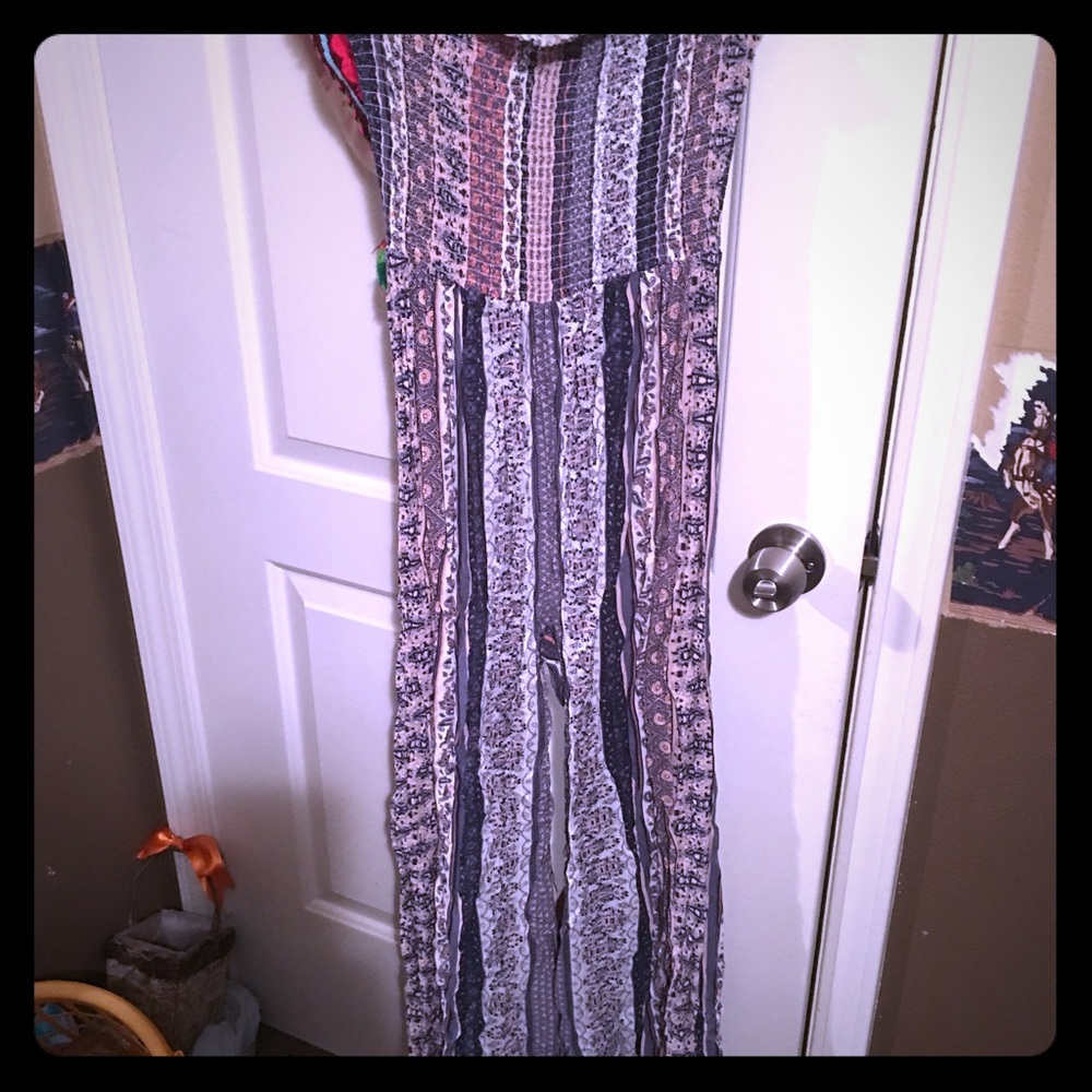 Off the shoulders jump suit!!!